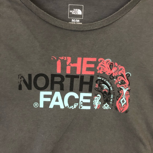 The North Face Tee Shirt Womens M Gray Graphic Spellout Short Sleeves - Picture 2 of 7
